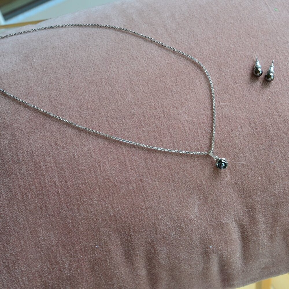 Black Metal Necklace with Matching Earring Set